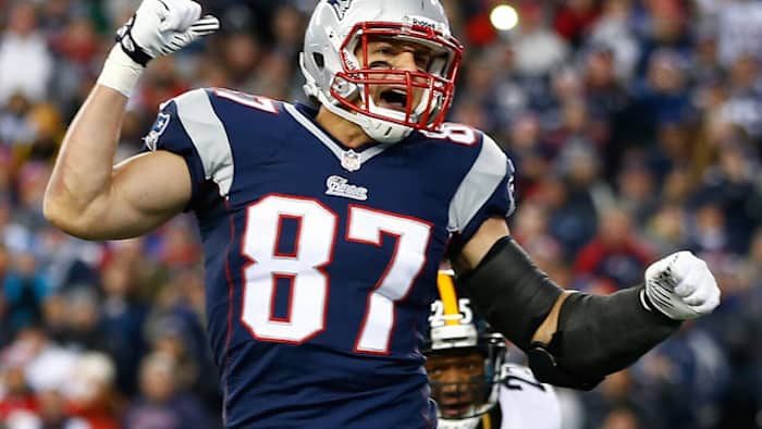Patriots - Gronkowski